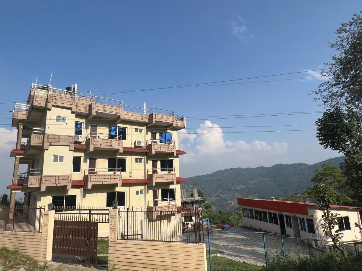 Hotel Village View Нагаркот Экстерьер фото